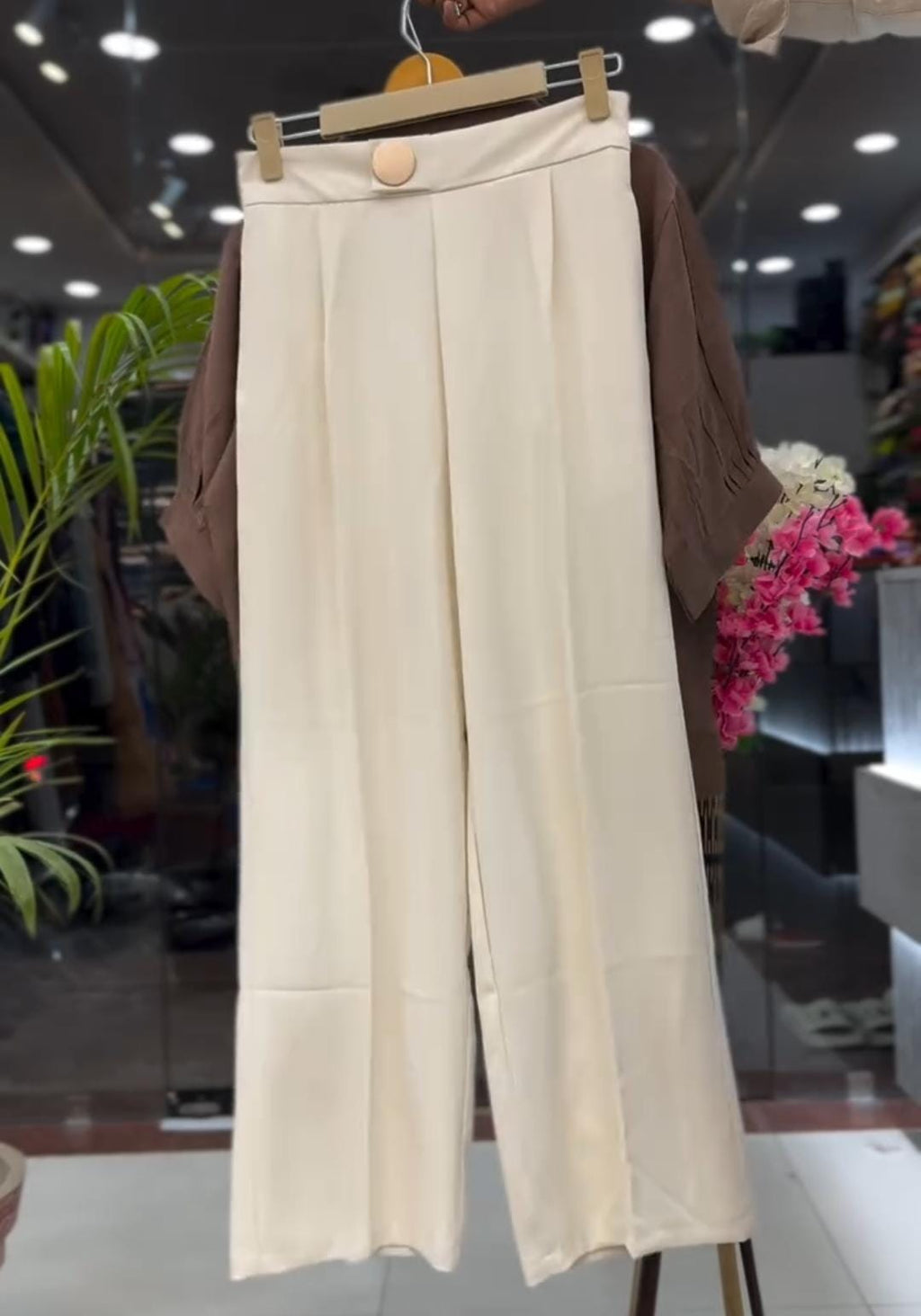 Trendy Top With Pants for Women 🌸