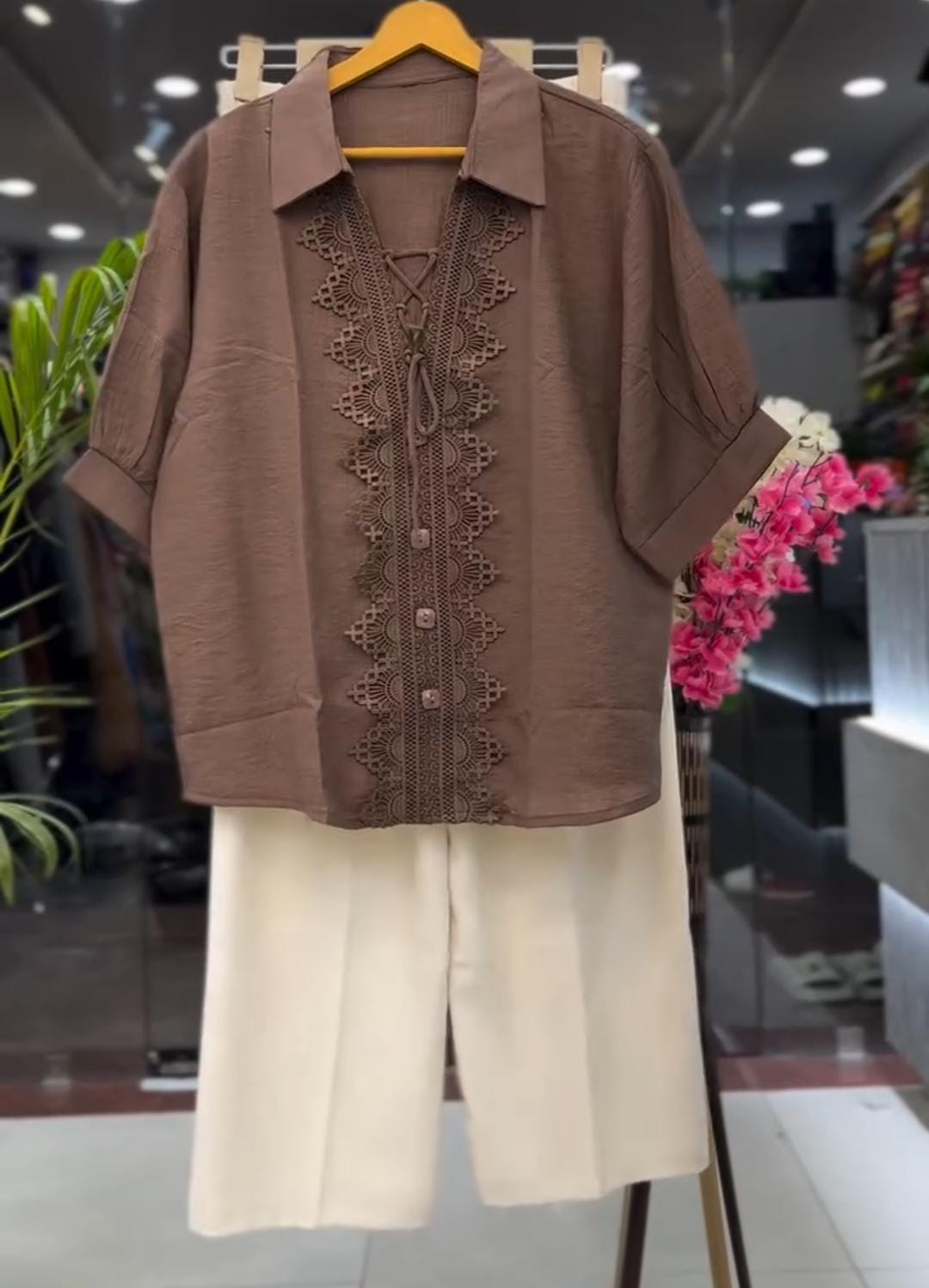 Trendy Top With Pants for Women 🌸