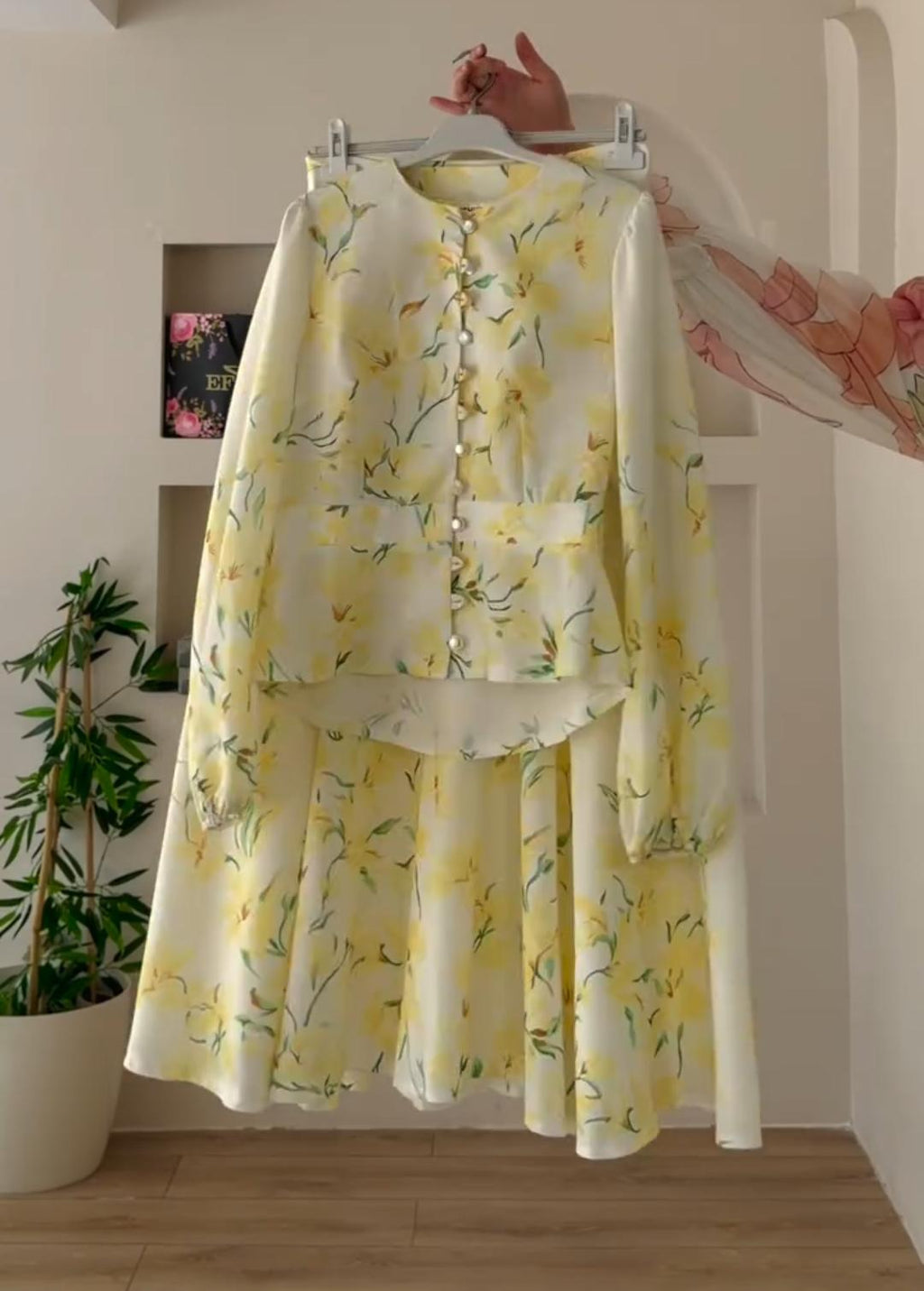 Elegant Floral Shirt  Skirt Set For Women